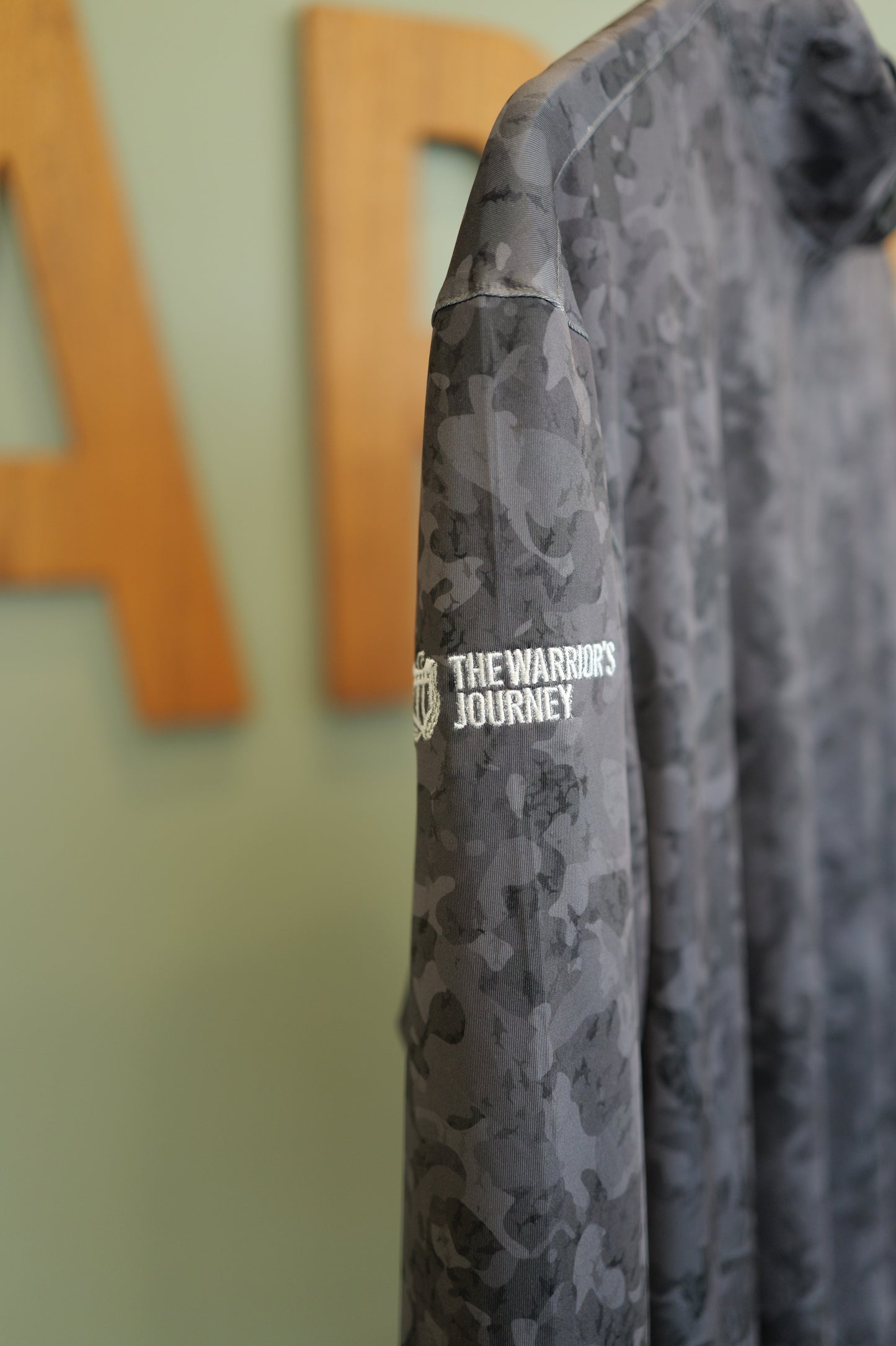 1/4 Zip Pullover - Shark ( Grey Camo)